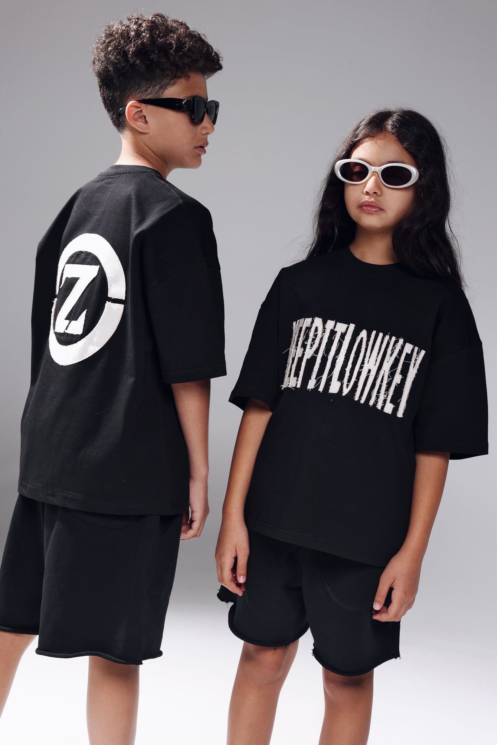 MONO SHORT